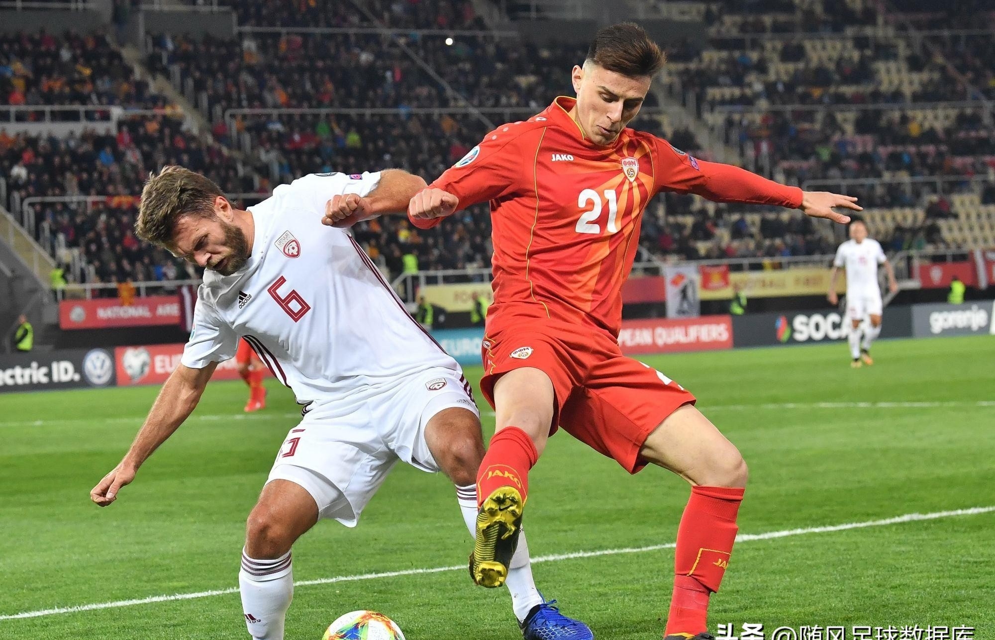 Leisu-包含赛后突围战来临，塞维利亚围绕西甲迎来里程碑，悬念犹存，赛季目标并未改变的词条